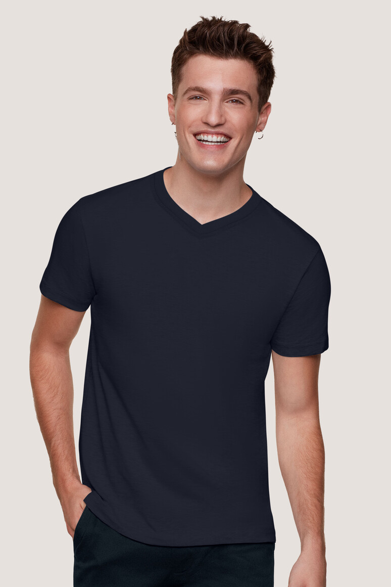 226 HAKRO V-Shirt Classic